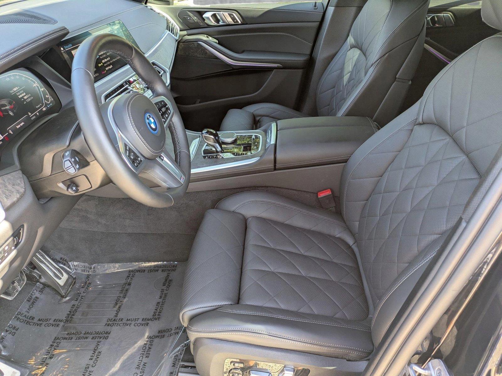 2023 BMW X5 xDrive45e Vehicle Photo in Sarasota, FL 34231