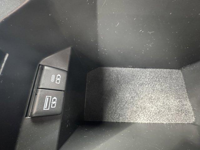 2022 Toyota Camry Vehicle Photo in LEOMINSTER, MA 01453-2952
