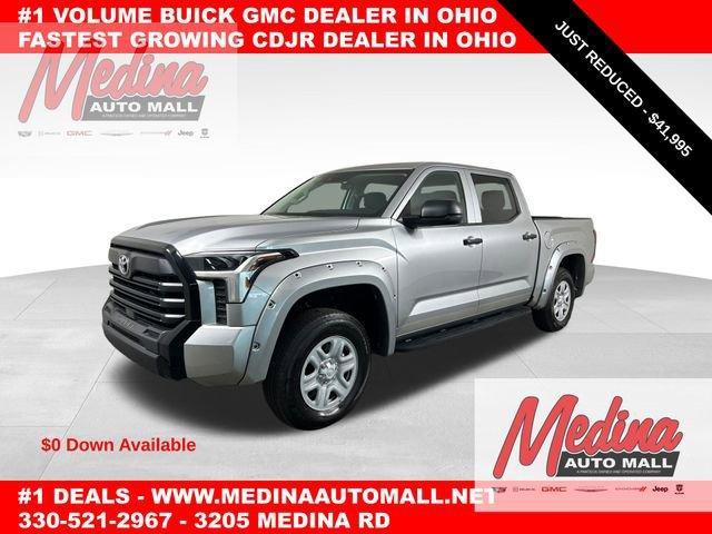 2023 Toyota Tundra 4WD Vehicle Photo in MEDINA, OH 44256-9631