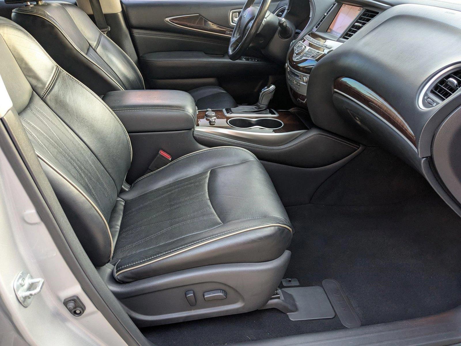 2017 INFINITI QX60 Vehicle Photo in PEMBROKE PINES, FL 33024-6534