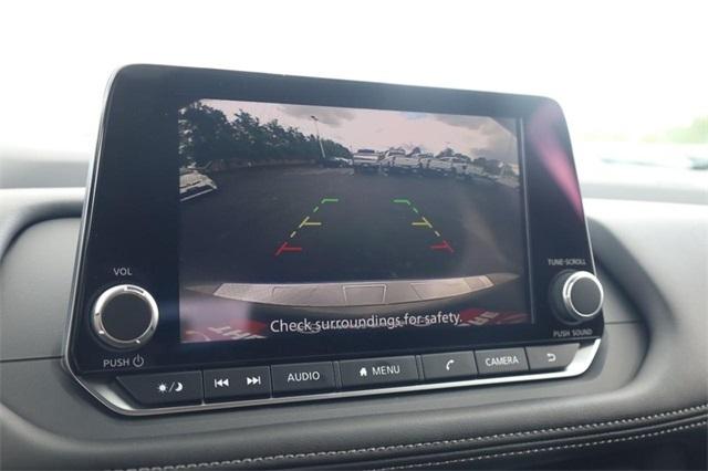 2025 Nissan Rogue Vehicle Photo in Hazelwood, MO 63042