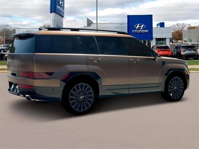2025 Hyundai SANTA FE Vehicle Photo in Green Bay, WI 54304
