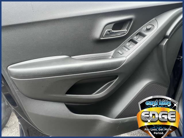 2022 Chevrolet Trax Vehicle Photo in Roslyn, NY 11576