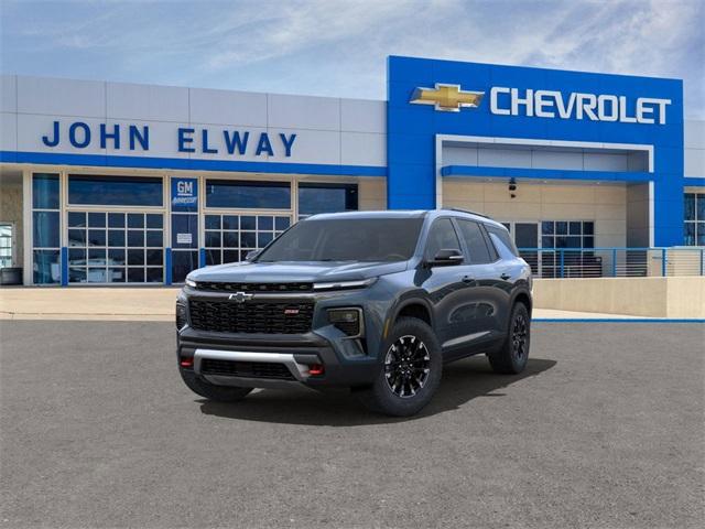 2025 Chevrolet Traverse Vehicle Photo in ENGLEWOOD, CO 80113-6708