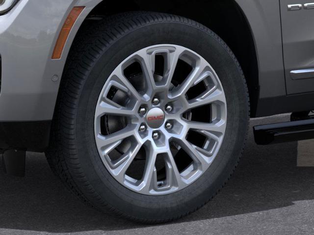 2025 GMC Yukon XL Vehicle Photo in GREEN BAY, WI 54303-3330