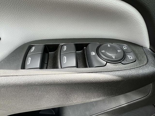 2022 Chevrolet Equinox Vehicle Photo in Roslyn, NY 11576