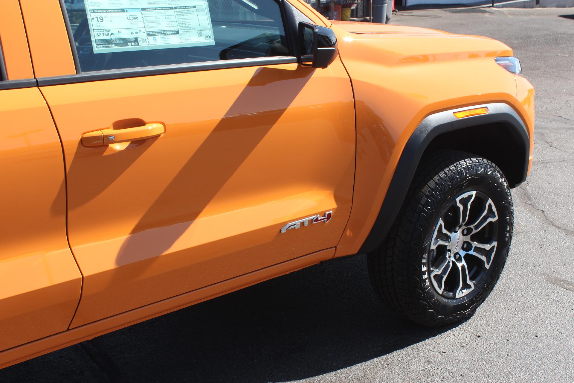 2025 GMC Canyon Vehicle Photo in AURORA, CO 80012-4011