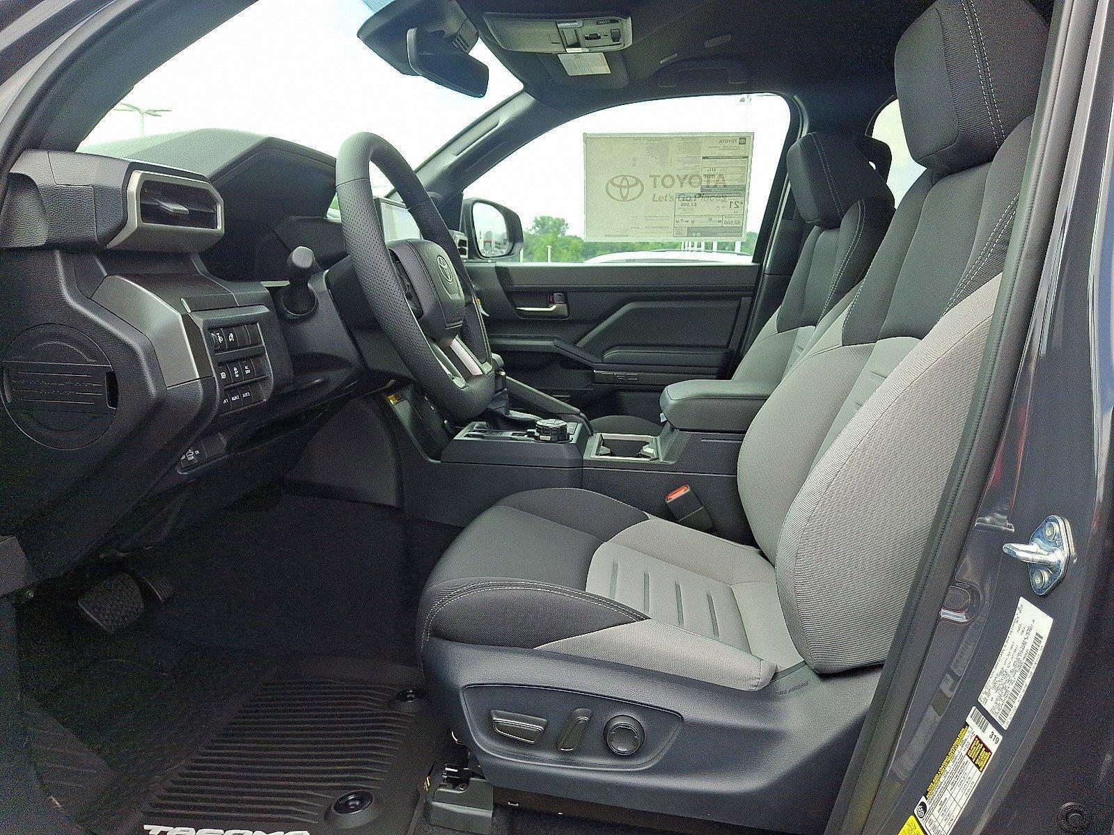 2025 Toyota Tacoma 4WD Vehicle Photo in Harrisburg, PA 17111