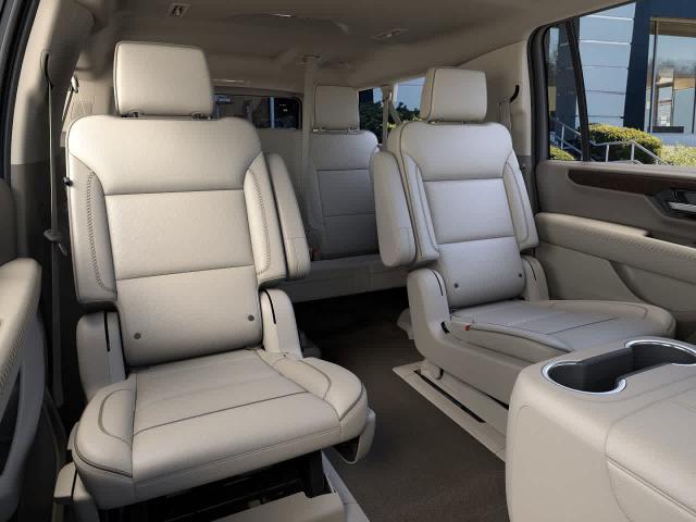 2025 GMC Yukon XL Vehicle Photo in ZELIENOPLE, PA 16063-2910
