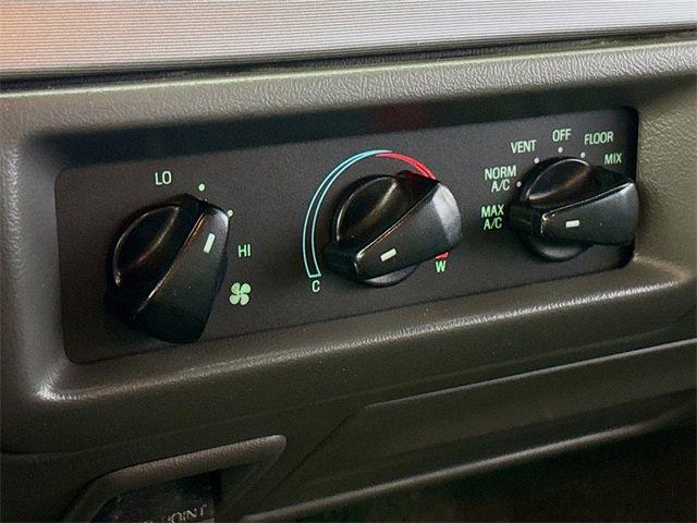 1993 Ford F-250 Vehicle Photo in PUYALLUP, WA 98371-4149