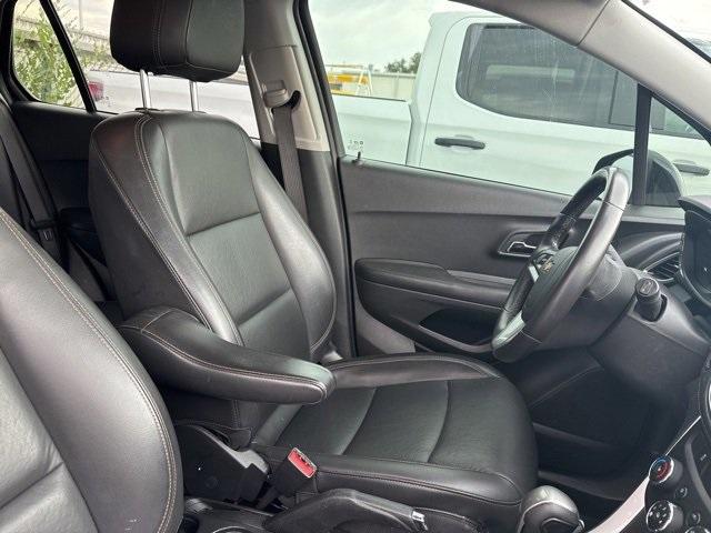 2022 Chevrolet Trax Vehicle Photo in ENGLEWOOD, CO 80113-6708