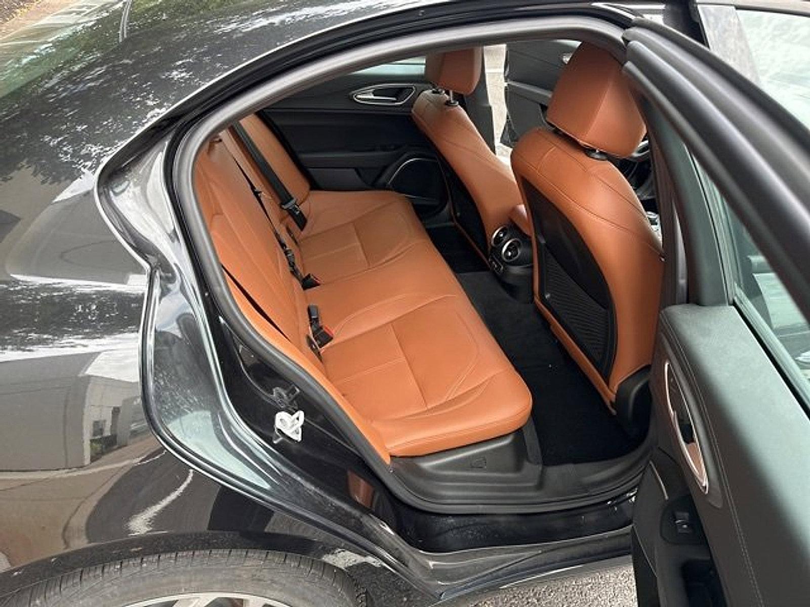 2022 Alfa Romeo Giulia Vehicle Photo in Willow Grove, PA 19090