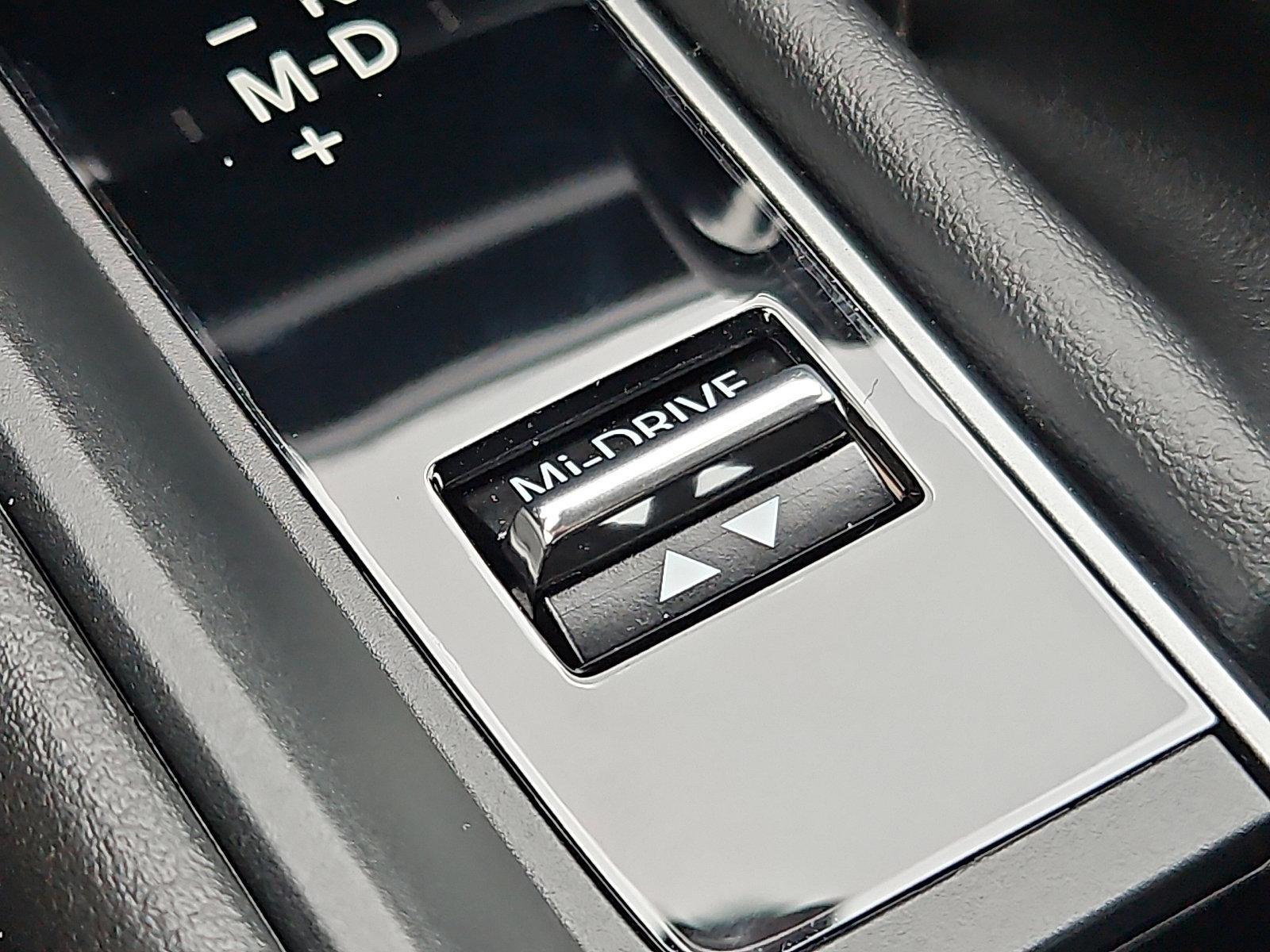 2025 Mazda CX-50 Vehicle Photo in Trevose, PA 19053