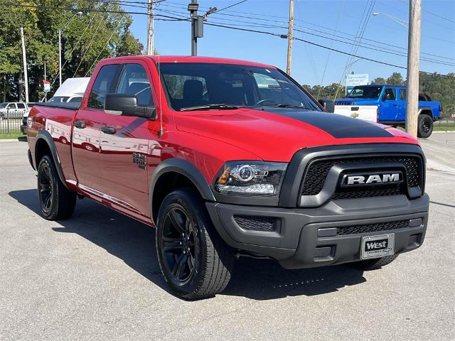 2022 Ram 1500 Classic Vehicle Photo in ALCOA, TN 37701-3235