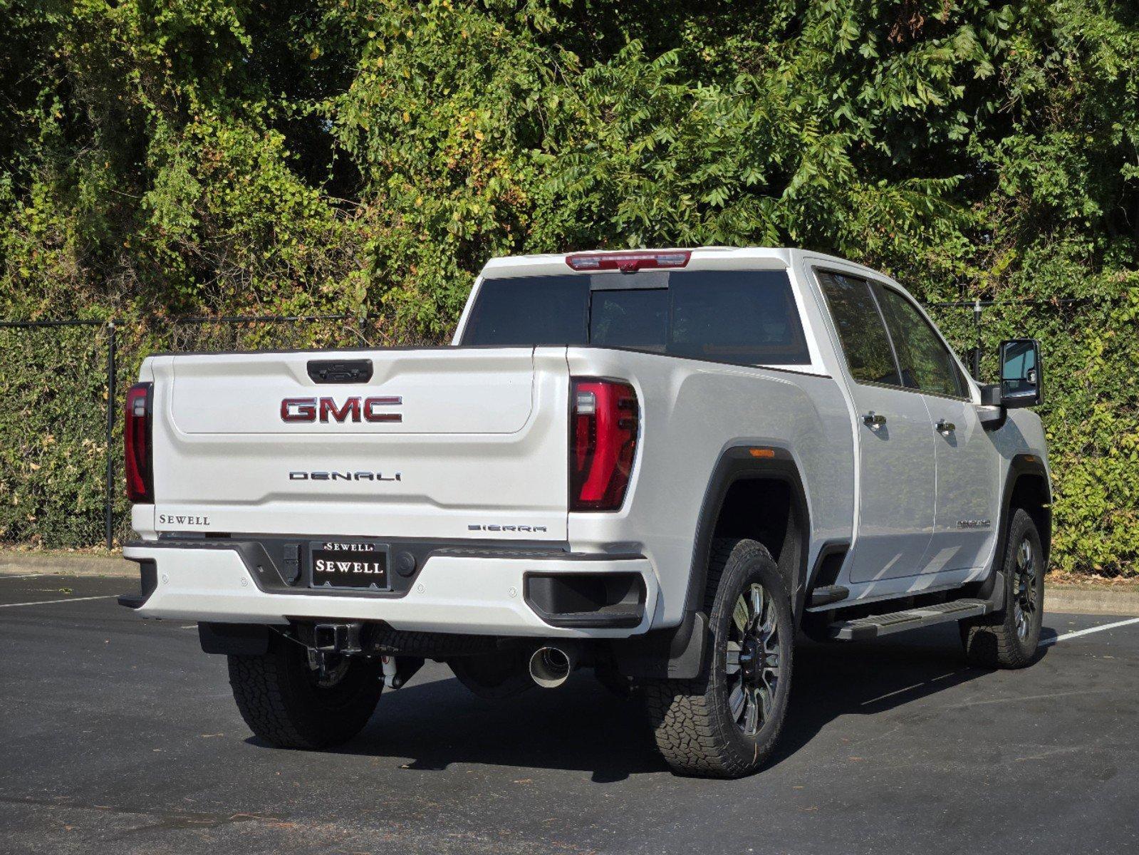 2025 GMC Sierra 2500 HD Vehicle Photo in DALLAS, TX 75209-3016