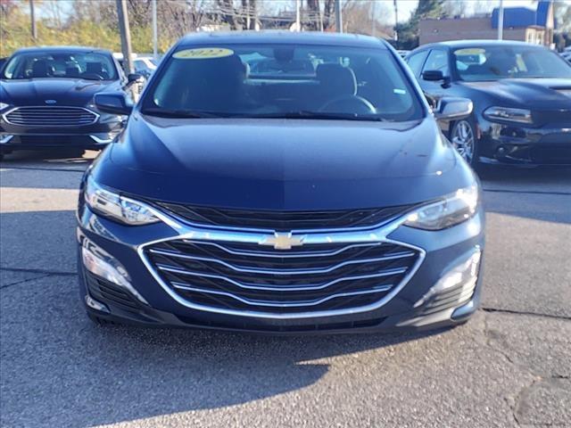 Used 2022 Chevrolet Malibu 1LT with VIN 1G1ZD5ST9NF143509 for sale in Taylor, MI