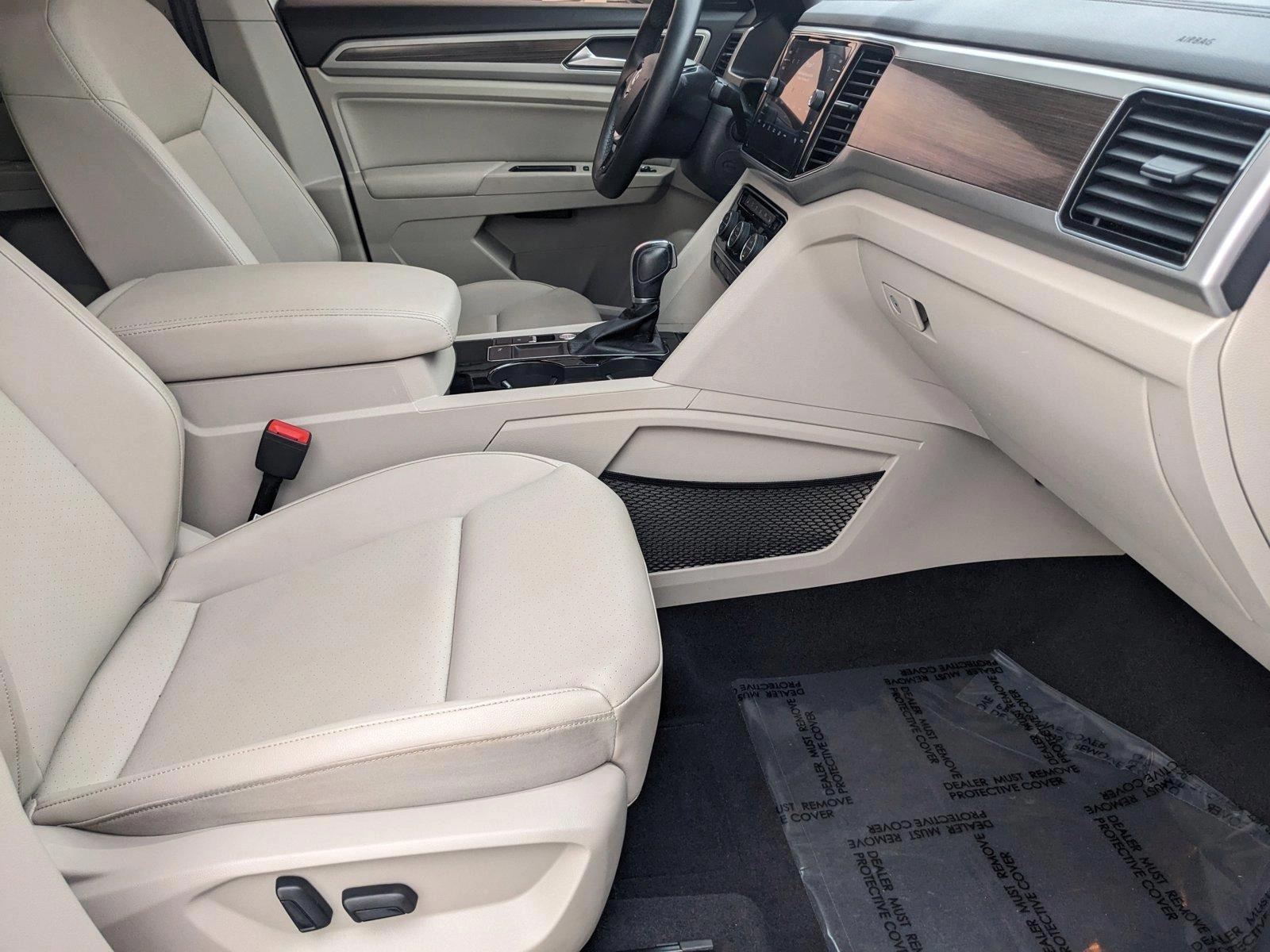 2019 Volkswagen Atlas Vehicle Photo in WEST PALM BEACH, FL 33407-3296