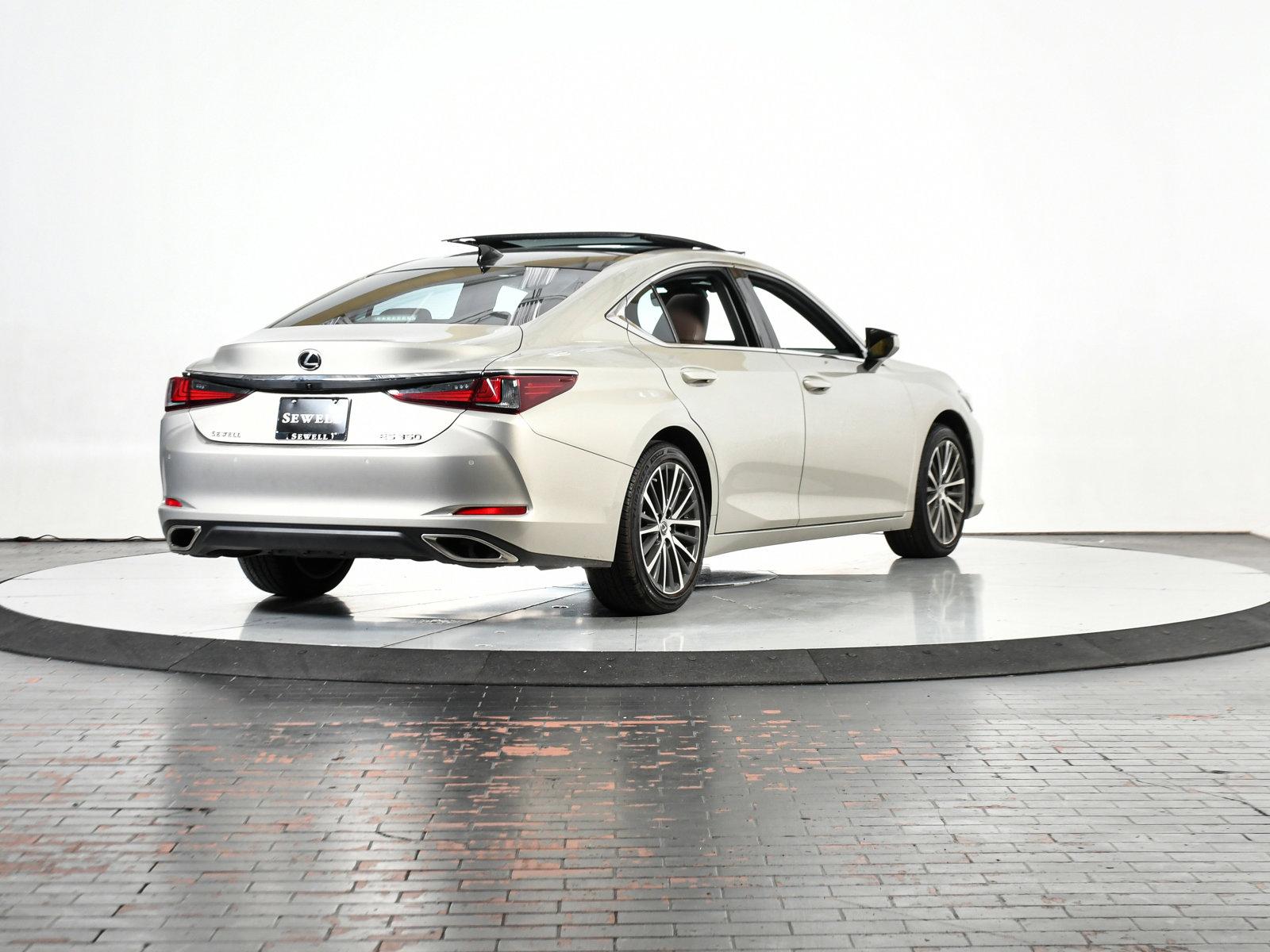 2022 Lexus ES 350 Vehicle Photo in DALLAS, TX 75235