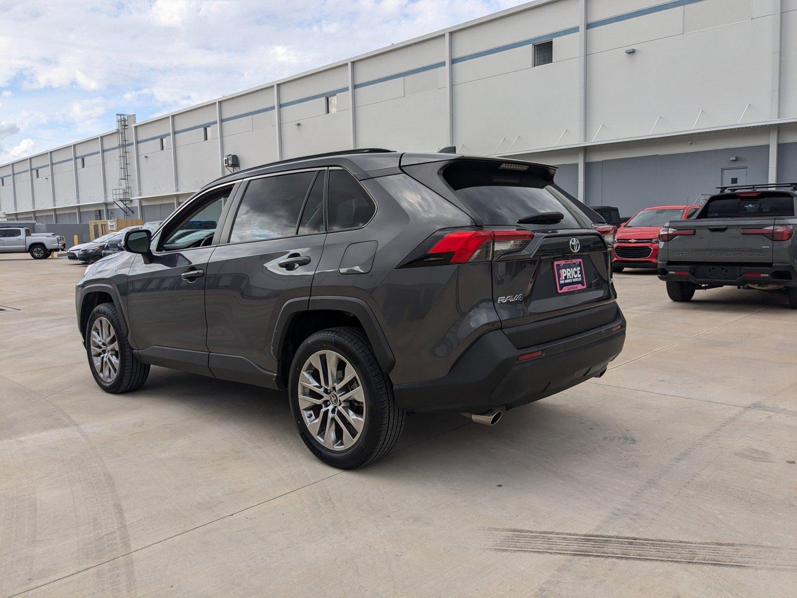 2019 Toyota RAV4 Vehicle Photo in Winter Park, FL 32792