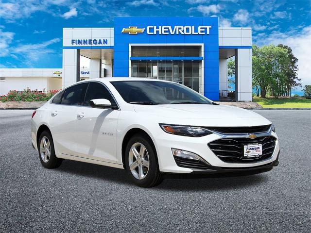 2025 Chevrolet Malibu Vehicle Photo in ROSENBERG, TX 77471-5675