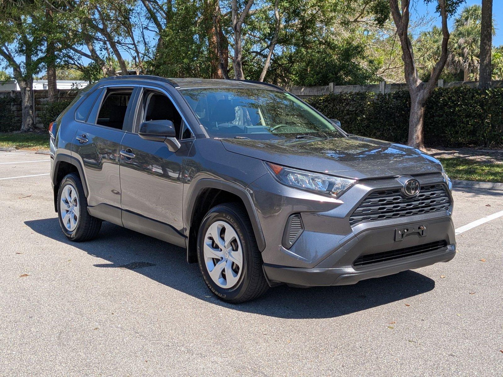 2019 Toyota RAV4 Vehicle Photo in West Palm Beach, FL 33417