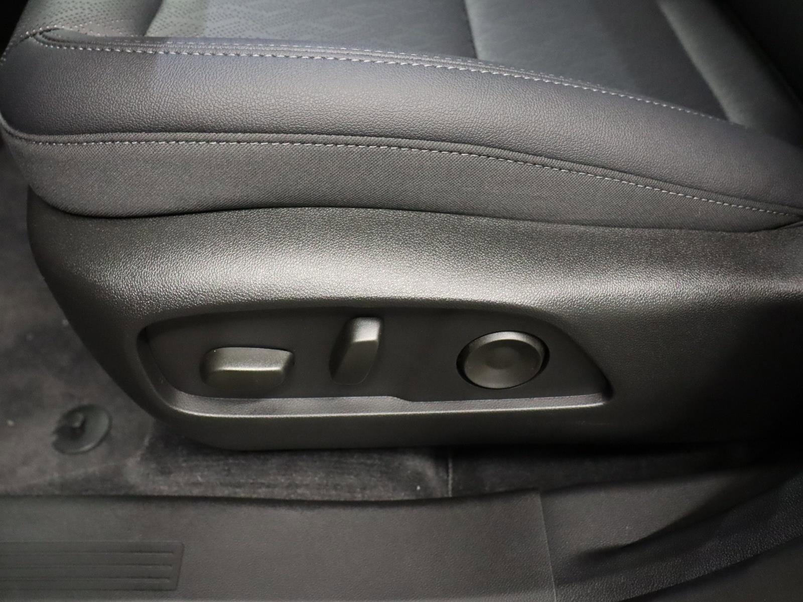 2025 Chevrolet Equinox Vehicle Photo in LOS ANGELES, CA 90007-3794