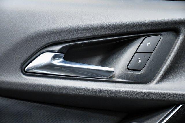 2025 Chevrolet Equinox Vehicle Photo in EVERETT, WA 98203-5662