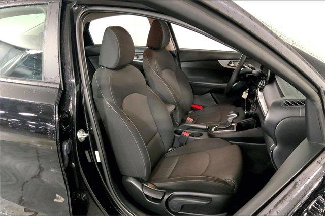 2023 Kia Forte Vehicle Photo in KANSAS CITY, MO 64114-4502