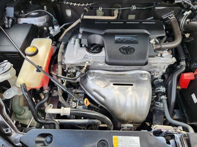 2018 Toyota RAV4 Vehicle Photo in SUGAR LAND, TX 77478-0000