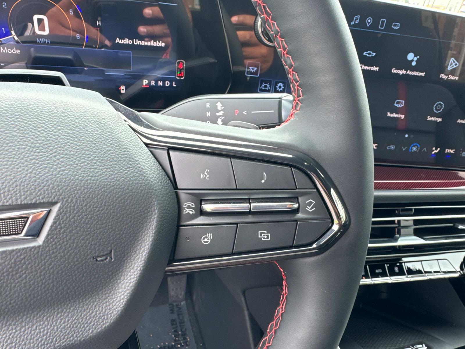 2025 Chevrolet Traverse Vehicle Photo in LOS ANGELES, CA 90007-3794