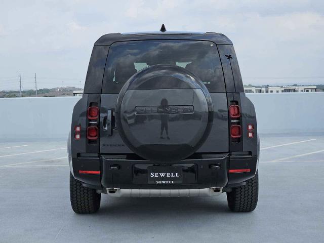 2025 Defender Vehicle Photo in AUSTIN, TX 78717