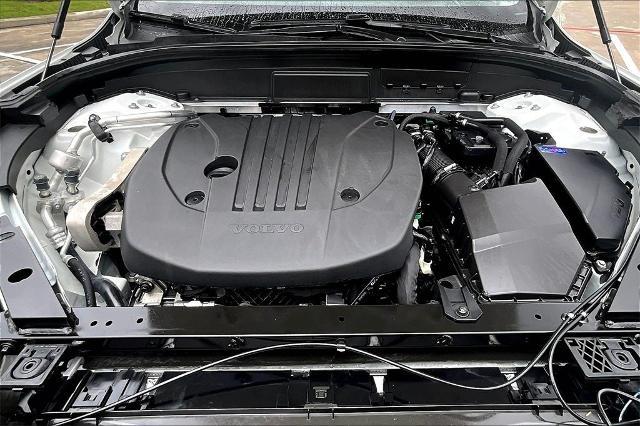 2022 Volvo XC60 Vehicle Photo in San Antonio, TX 78230