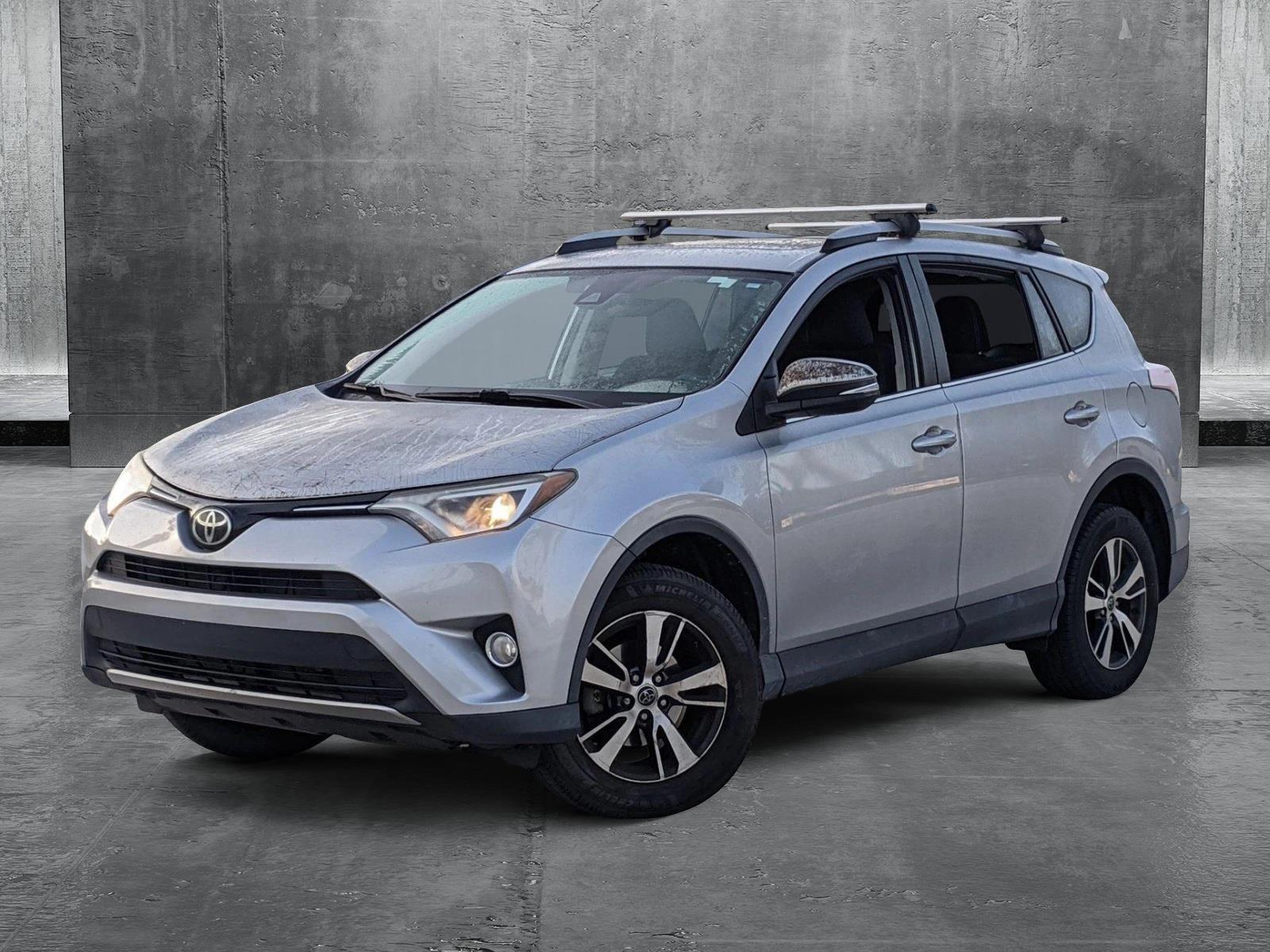 2018 Toyota RAV4 Vehicle Photo in Davie, FL 33331