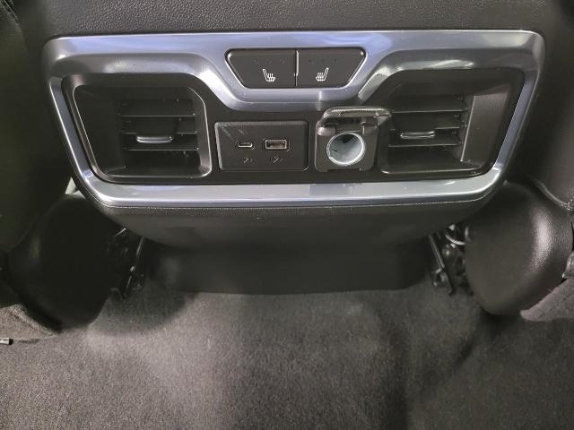 2021 Chevrolet Silverado 1500 Vehicle Photo in APPLETON, WI 54914-4656