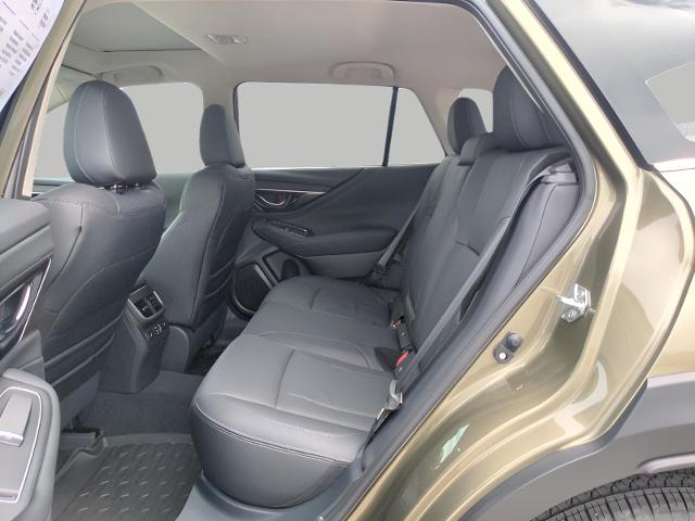 2025 Subaru Outback Vehicle Photo in Green Bay, WI 54304