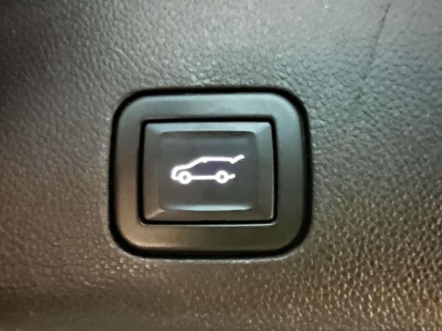 2023 Chevrolet Suburban Vehicle Photo in Roslyn, NY 11576