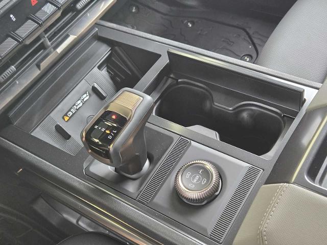 2025 GMC HUMMER EV SUV Vehicle Photo in DALLAS, TX 75209-3016