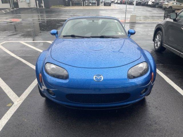 2006 Mazda MX-5 Miata Vehicle Photo in Harrisburg, PA 17111