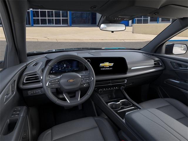 2025 Chevrolet Traverse Vehicle Photo in ENGLEWOOD, CO 80113-6708