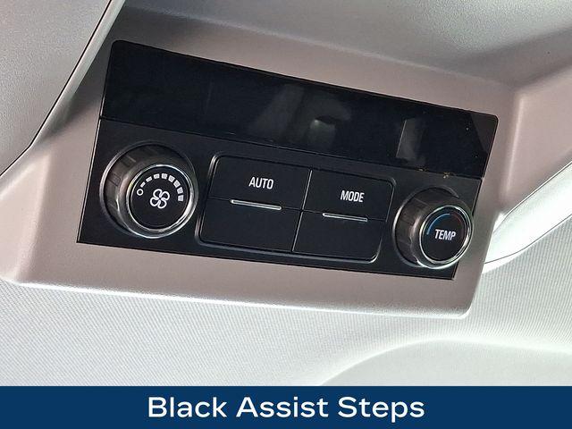 2019 Chevrolet Tahoe Vehicle Photo in DANBURY, CT 06810-5034