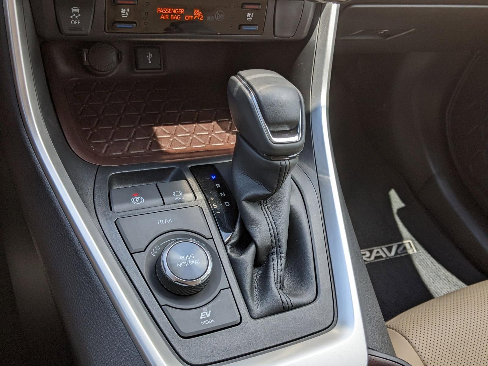 2022 Toyota RAV4 Vehicle Photo in Seguin, TX 78155