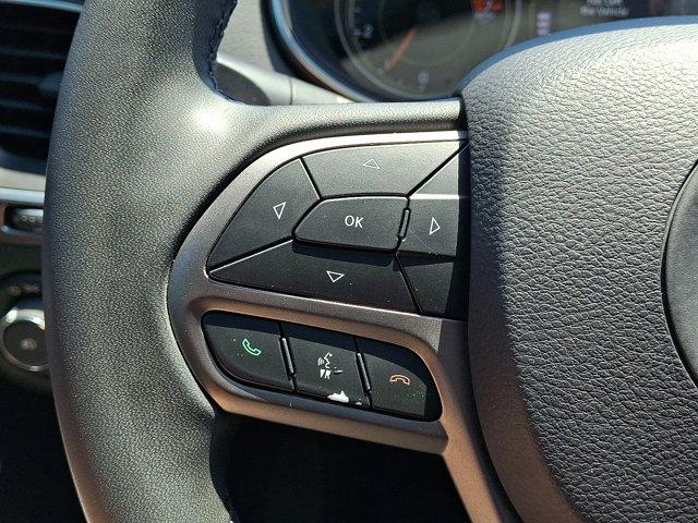 2020 Jeep Cherokee Vehicle Photo in Philadelphia, PA 19116