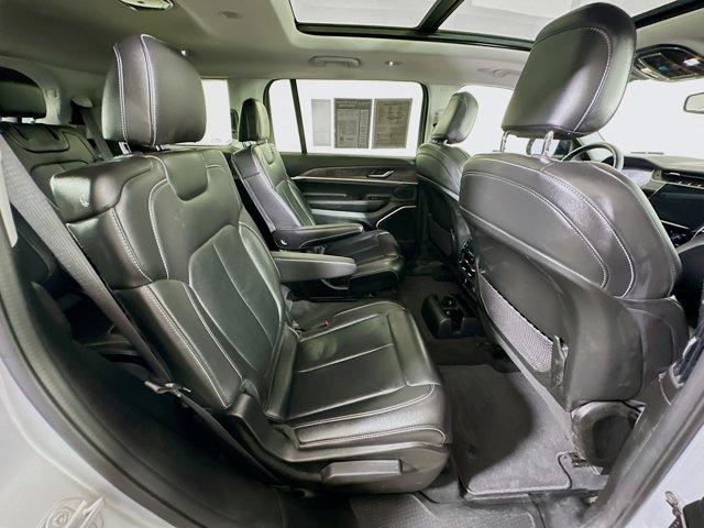 2022 Jeep Grand Cherokee L Vehicle Photo in Doylsetown, PA 18901
