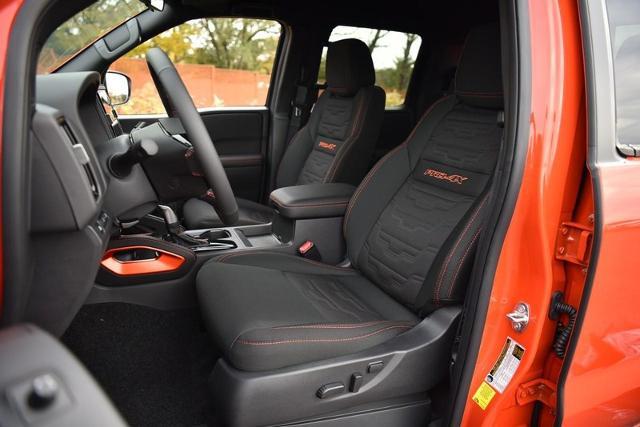 2025 Nissan Frontier Vehicle Photo in Ballwin, MO 63011