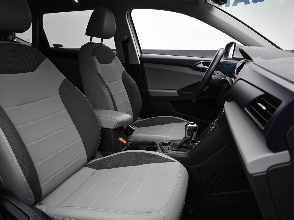 2022 Volkswagen Taos Vehicle Photo in Marion, IA 52302