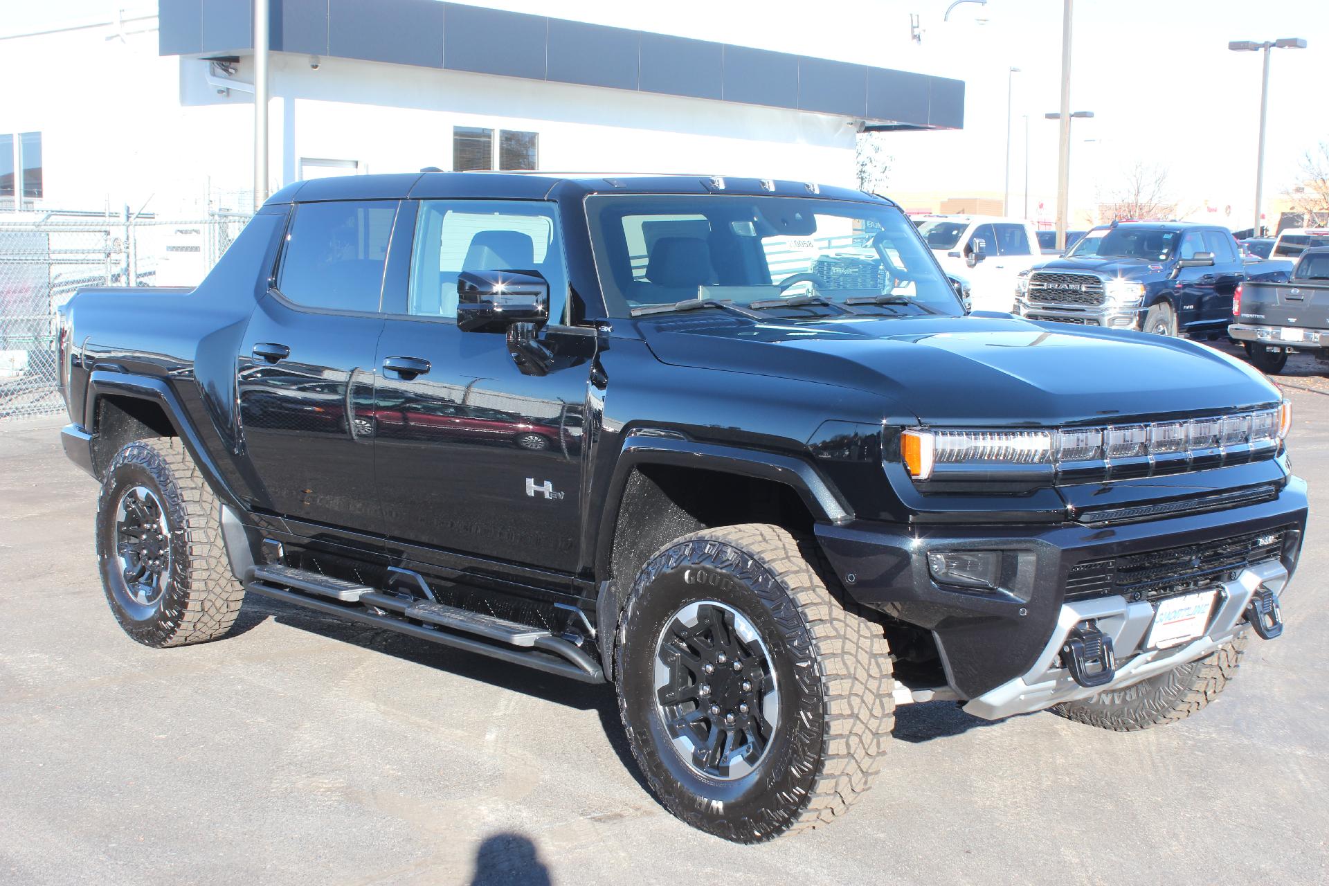 2025 GMC HUMMER EV Pickup Vehicle Photo in AURORA, CO 80012-4011
