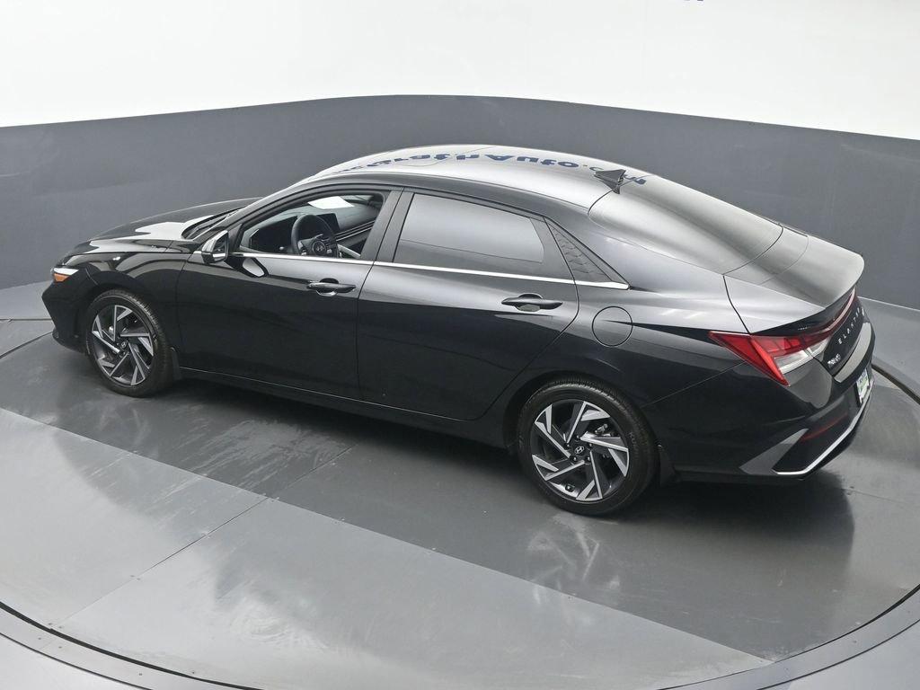 2024 Hyundai ELANTRA Vehicle Photo in Cedar Rapids, IA 52402