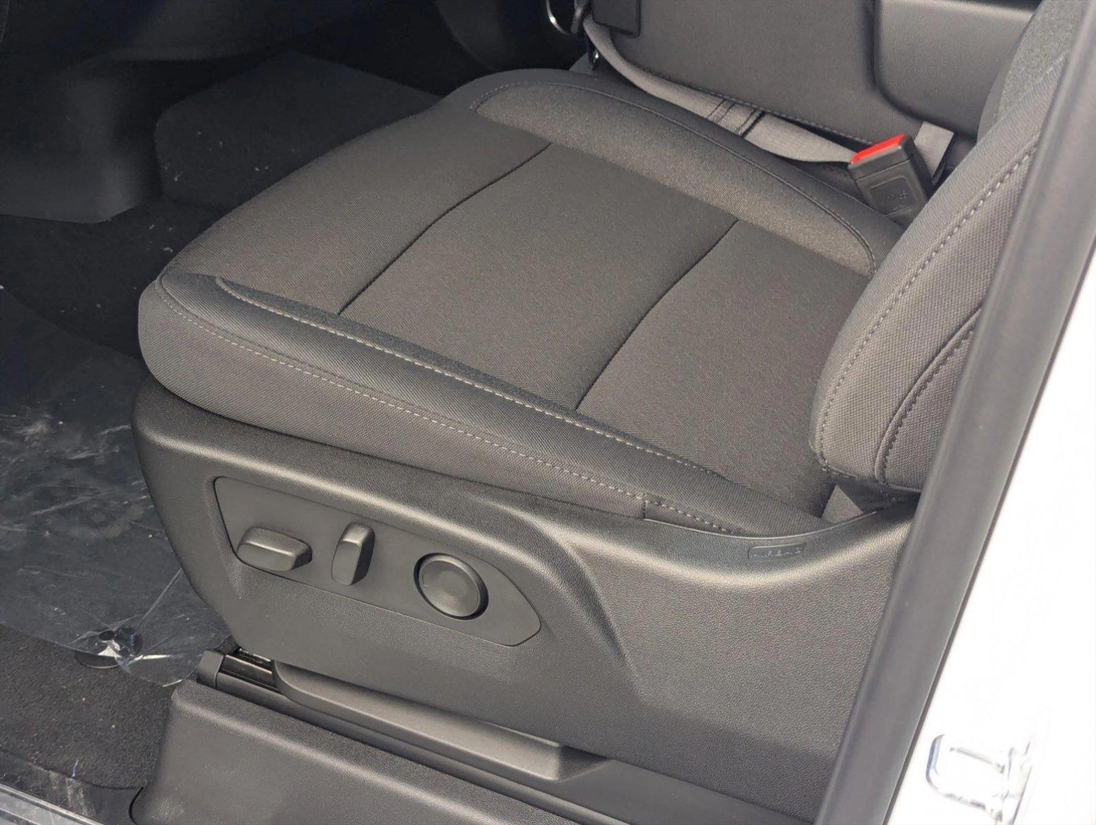 2025 Chevrolet Silverado 1500 Vehicle Photo in PEMBROKE PINES, FL 33024-6534