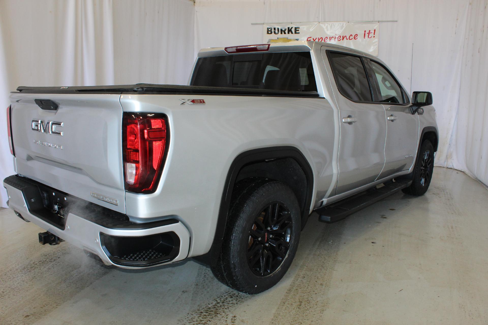 2021 GMC Sierra 1500 Vehicle Photo in NORTHAMPTON, MA 01060-1120