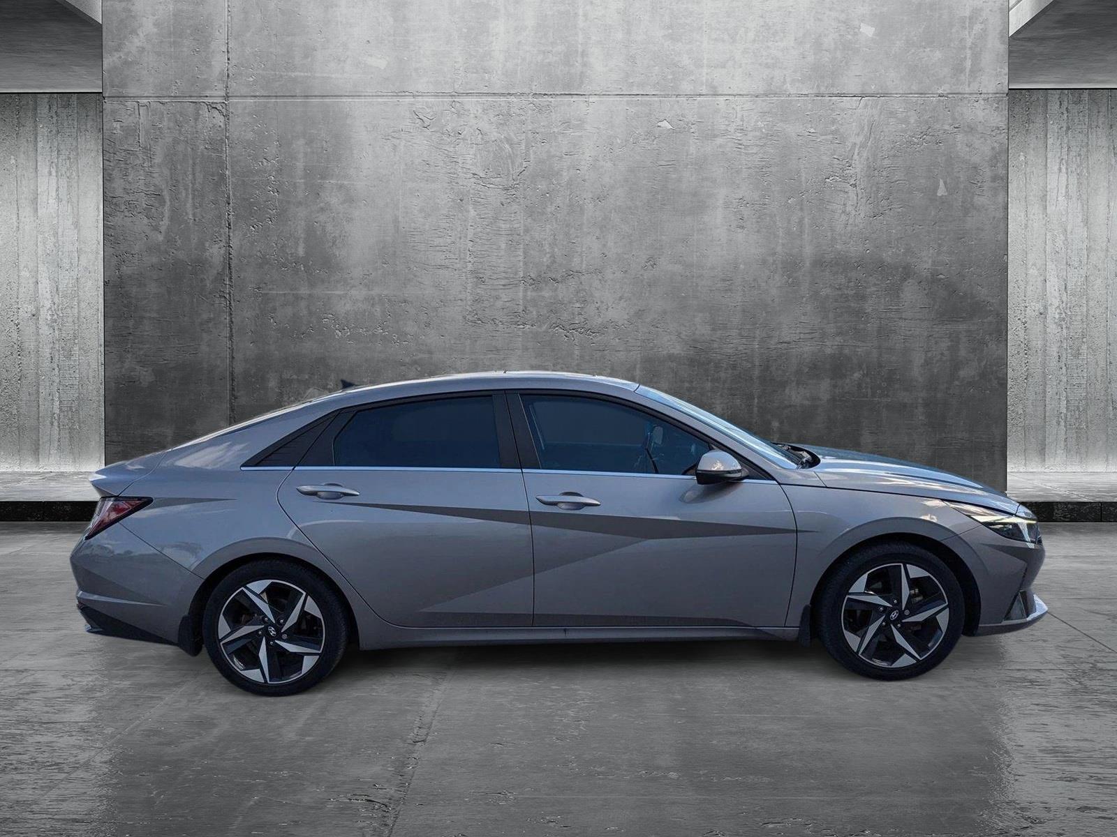 2022 Hyundai ELANTRA Hybrid Vehicle Photo in Miami, FL 33015